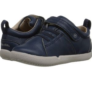 Stride rite craig navy shoes size 4
